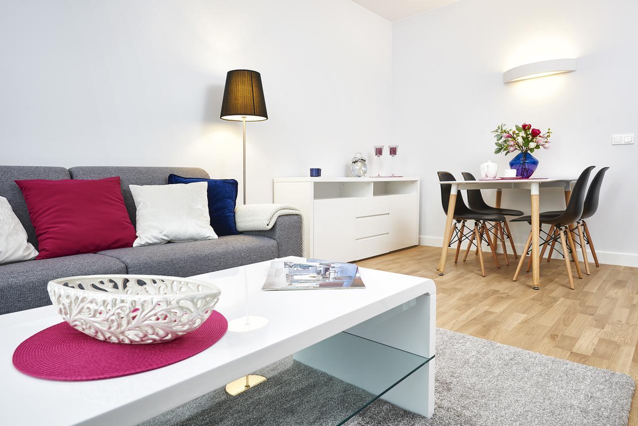 Novis Apartments Przy Arkadii Warszawa Exteriör bild